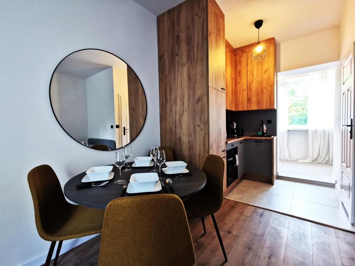 Podwale Apartment - Self Check-In 24H Wroclaw Bagian luar foto