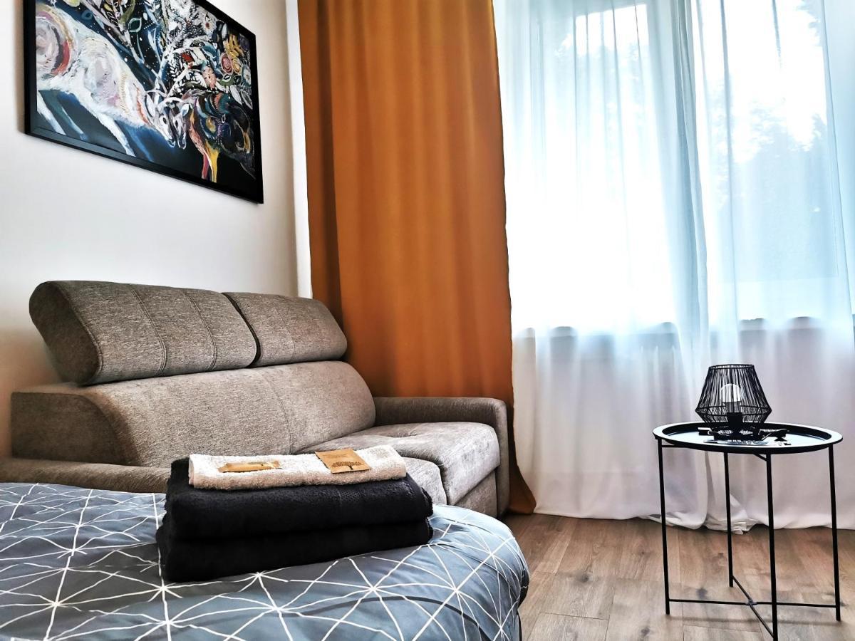 Podwale Apartment - Self Check-In 24H Wroclaw Bagian luar foto